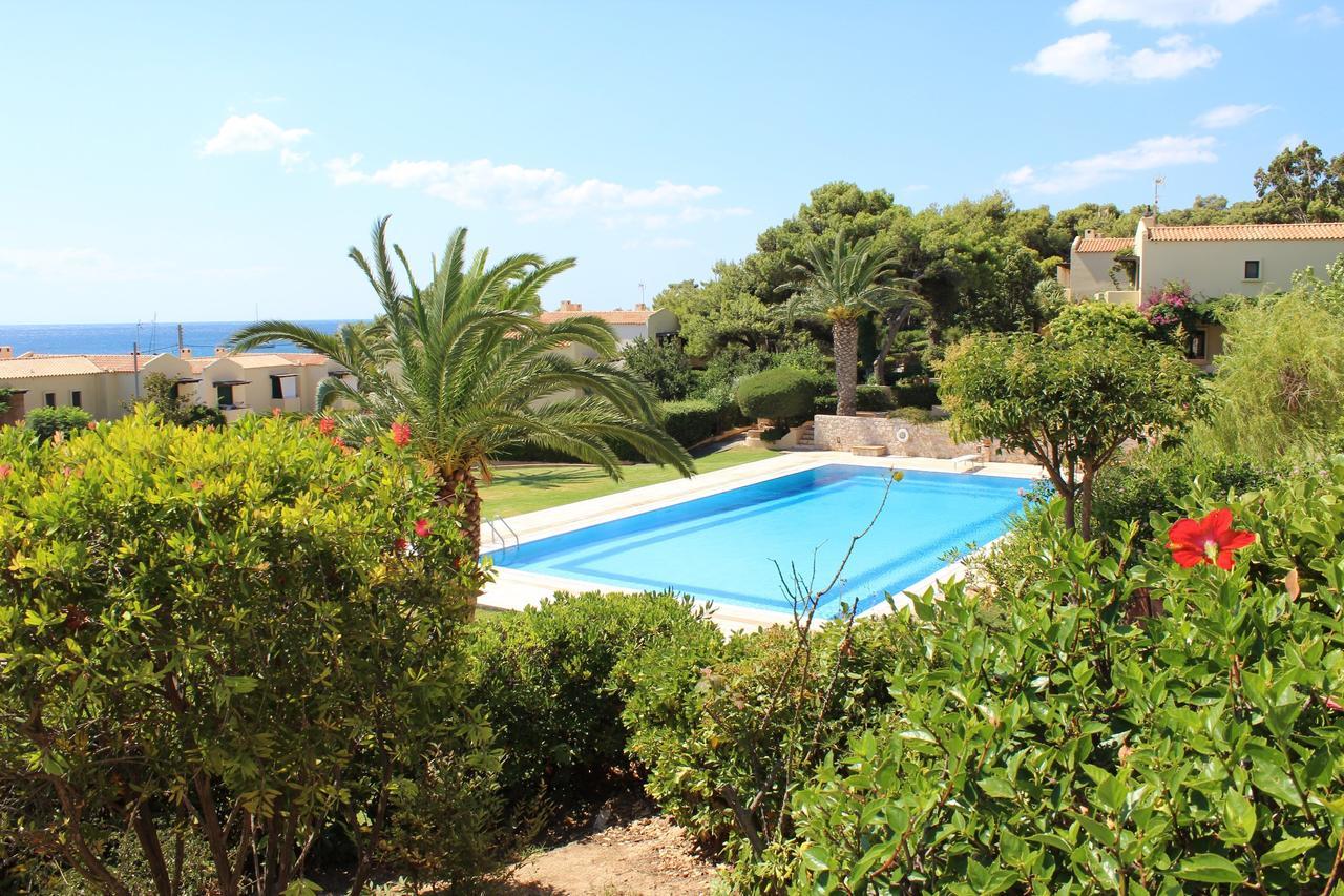 Pasha Bay Residence Sounion Bagian luar foto