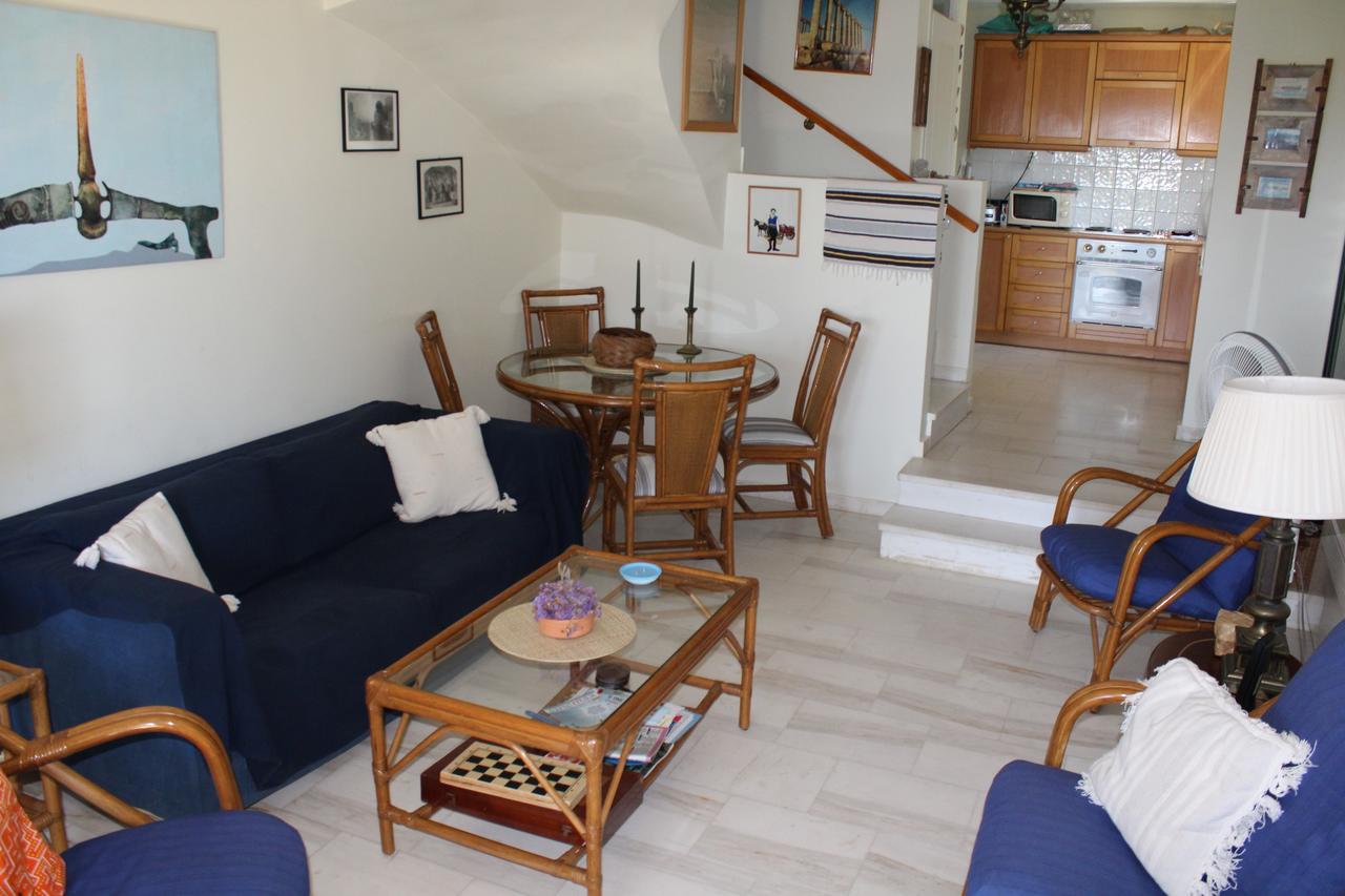 Pasha Bay Residence Sounion Bagian luar foto