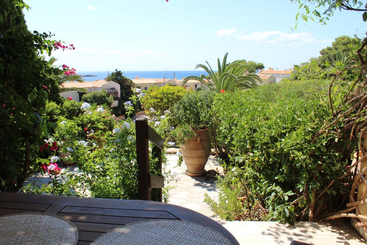 Pasha Bay Residence Sounion Bagian luar foto